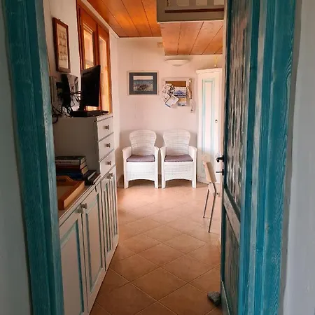 Hébergement de vacances In Con Ampia Terrazza Di 27m2 Chia